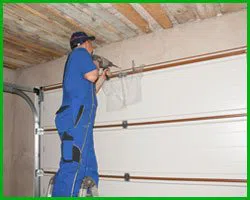 Master Garage Door Repair Service Milwaukee, WI 262-806-0639 - sidebar-emergency-t-07-gr-19m